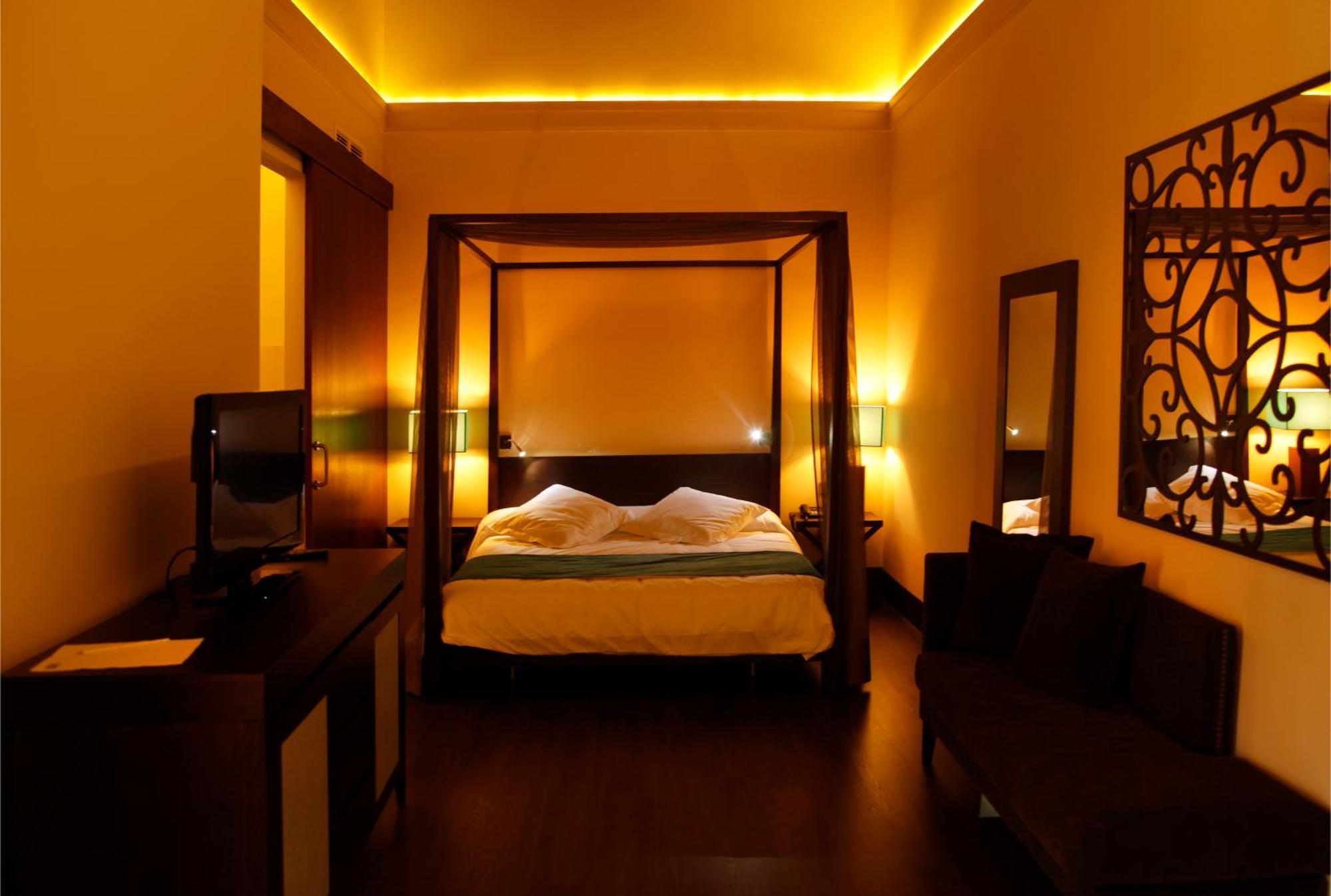 Hotel Spa Martín el Humano Segorbe Exterior foto