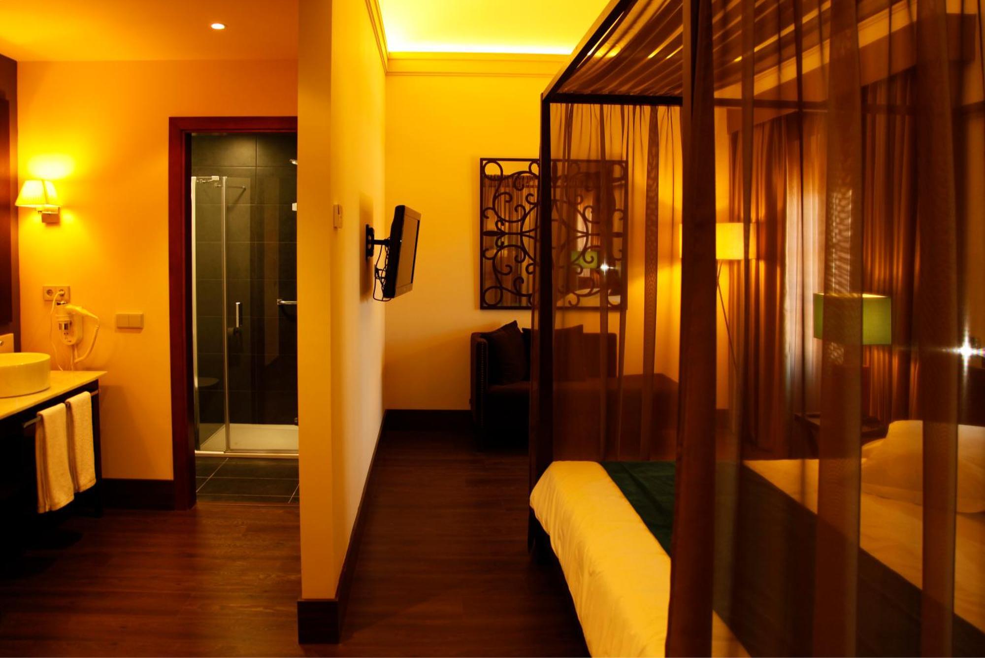 Hotel Spa Martín el Humano Segorbe Exterior foto